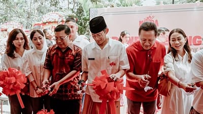 Sandiaga Uno Resmikan Mi Panjang Umur, Kuliner Baru pada Blok M