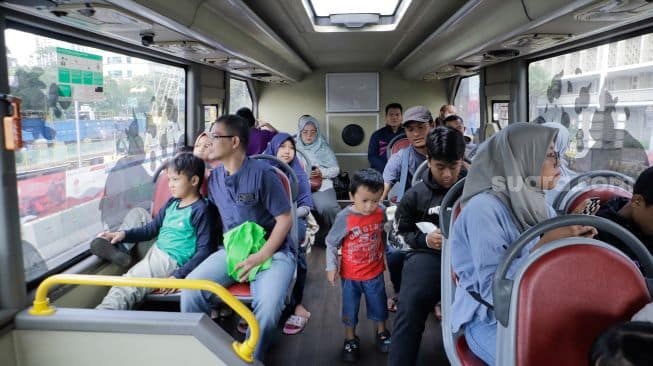 10 Rekomendasi Biro Bus Perjalanan untuk Liburan lalu Karyawisata
