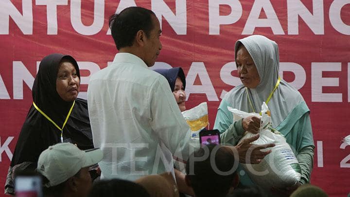 Terkini Bisnis: Prediksi Ekonom Soal Politisasi Bansos, Sejumlah Penerbangan Lion Grup Dibatalkan